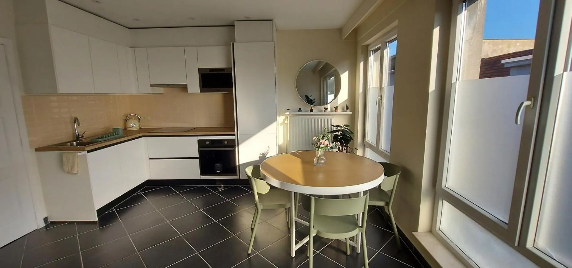 Monanoor Apartment Antwerp